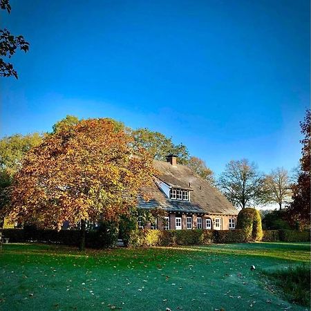 Karibu Het Voorhuis 2 Tot 6 Persoons Luxe Slaapkamers Met Een Mooie Woonkeuken Daarle Exterior foto