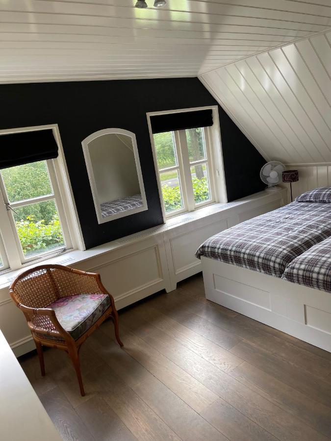 Karibu Het Voorhuis 2 Tot 6 Persoons Luxe Slaapkamers Met Een Mooie Woonkeuken Daarle Exterior foto