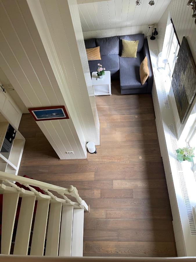Karibu Het Voorhuis 2 Tot 6 Persoons Luxe Slaapkamers Met Een Mooie Woonkeuken Daarle Exterior foto